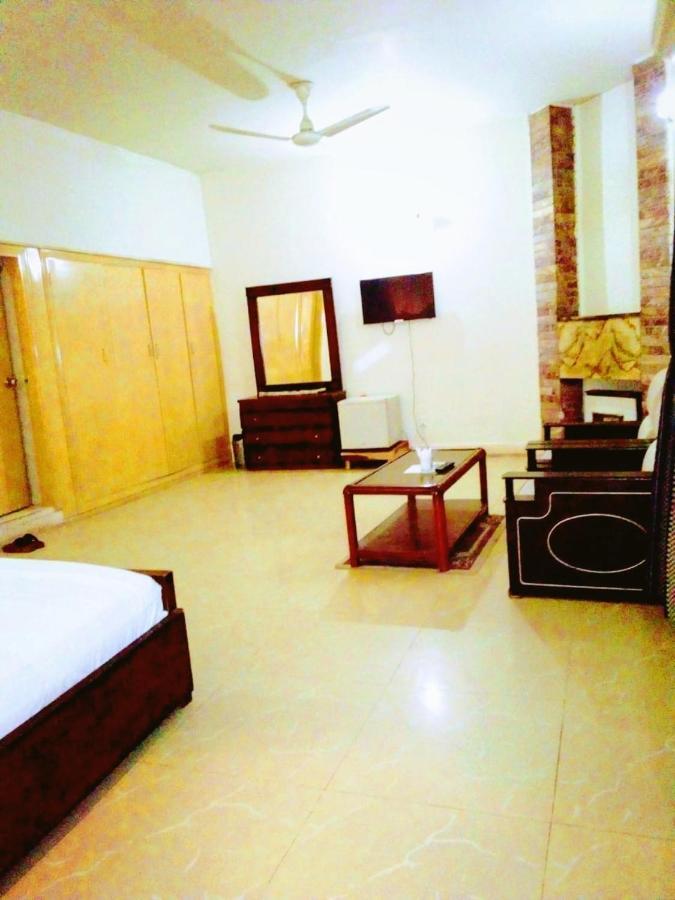 Pyramid International Guest House Islamabad Quarto foto